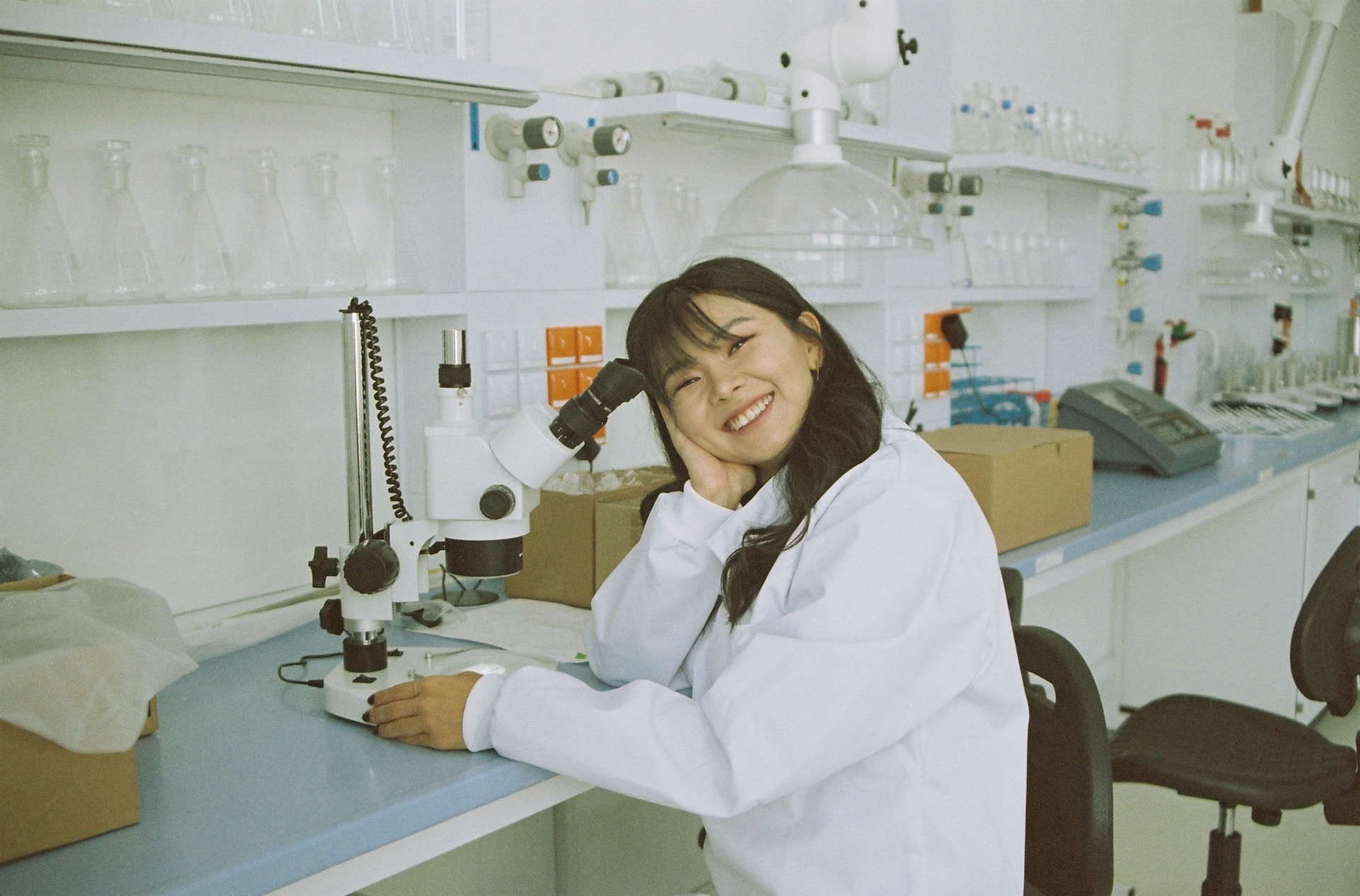 Ways to Brainstorm about STEM Interests (for Free) before College Essays