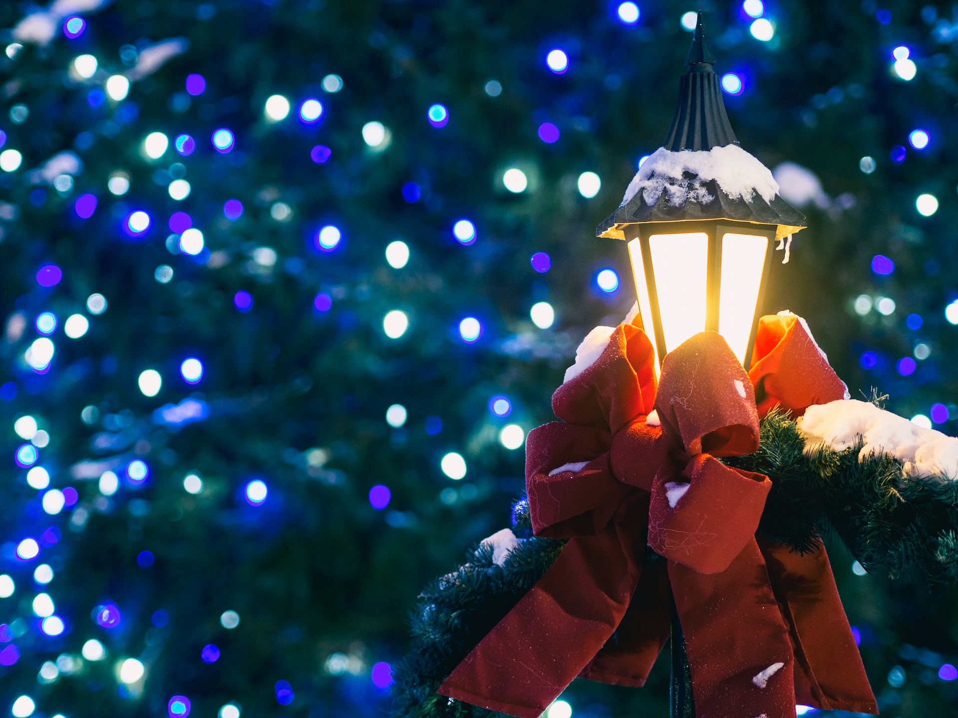 Season’s Greetings & 2023 Winter Holiday Dates